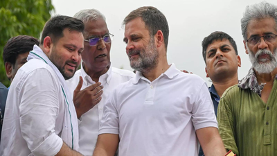 ‘शीर्ष बंदूकें’ खामोश: एनडीए के बिहार में चुनाव अभियान शुरू करते ही विपक्ष आंतरिक संघर्ष से जूझ रहा है | पटना समाचार