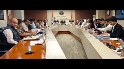 चुनाव आयोग ने बिहार चुनाव से पहले अंतरराज्यीय सीमा सुरक्षा की समीक्षा की | पटना समाचार