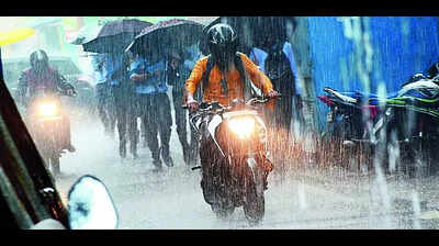 चक्रवात मोंठ: आईएमडी ने पूरे बिहार में भारी बारिश, अधिकतम तापमान में गिरावट के लिए अलर्ट जारी किया पटना समाचार