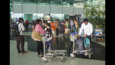 देशव्यापी व्यवधान के बीच इंडिगो ने शहर की 26 उड़ानें रद्द कीं | पटना समाचार