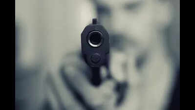 मुजफ्फरपुर में बीजेपी विधायक के सहयोगी को गोली मारी गई | पटना समाचार