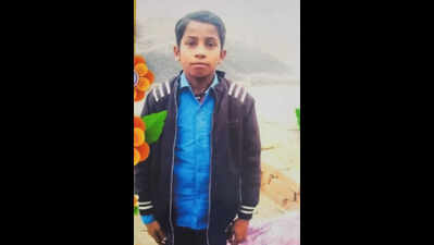 8 दिन बाद, ई चंपारण के लड़के का दाह संस्कार न्याय के लिए रोका गया | पटना समाचार