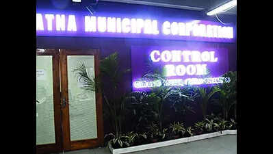 पीएमसी ने शहर में नालों से गाद निकालने का अभियान शुरू किया | पटना समाचार