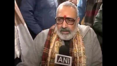 गिरिराज, सरावगी ने ‘सांप’ वाली टिप्पणी पर टीएमसी नेता की आलोचना की | पटना समाचार