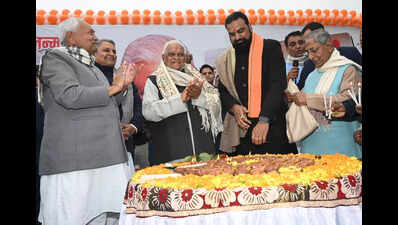 शकुनि चौधरी कहते हैं, लव-कुश के बीजों को फल लगते देखकर खुशी हो रही है पटना समाचार