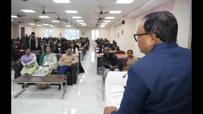 राजेंद्र प्रसाद केंद्रीय कृषि विश्वविद्यालय अपने छात्रों को नाममात्र शुल्क पर ड्रोन पायलट के रूप में प्रशिक्षित करेगा पटना समाचार